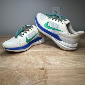 Nike Men's Air Winflo 9 PRM Shoes, Coconut Milk/Stadium Green Size 7.5